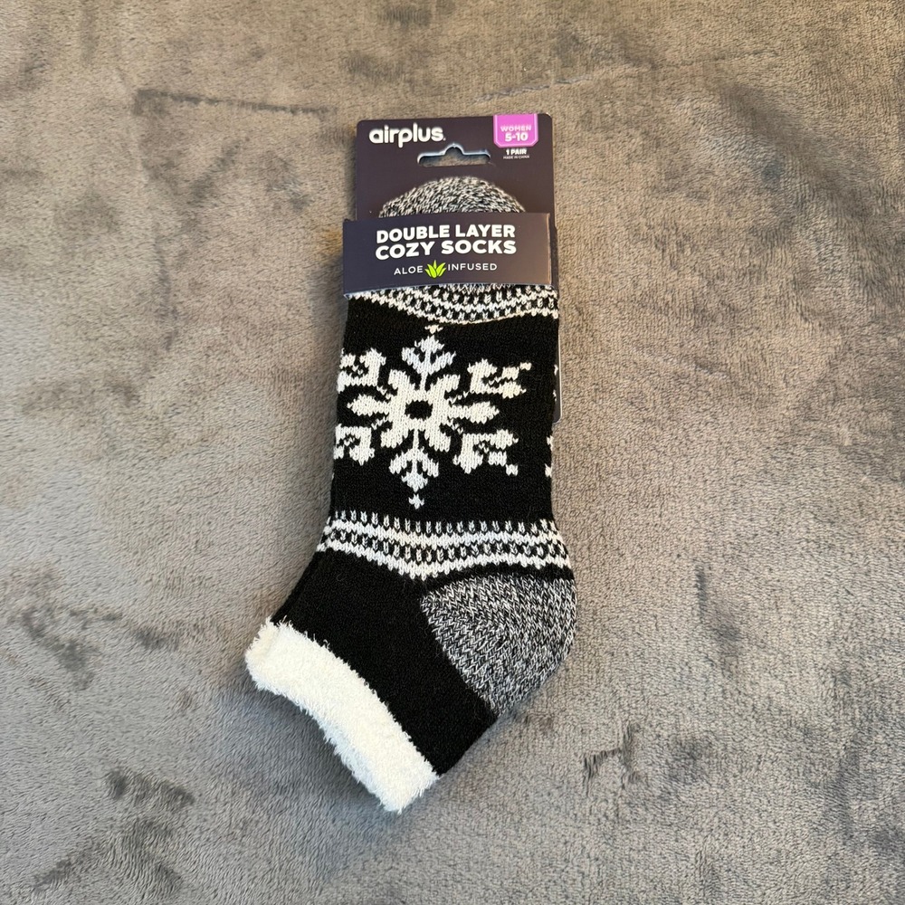 Airplus‎ Double Layer Cozy Aloe Infused Socks Snowflake Black Womens Size 5-10